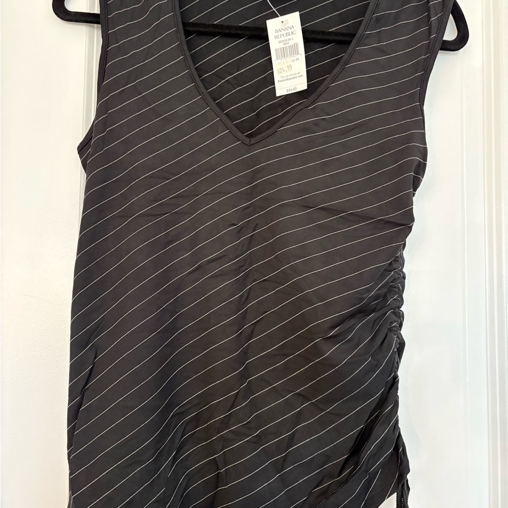Banana Republic Women Medium Striped Ruched Sleeveless Black White Tank Top